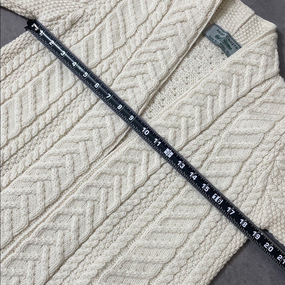 Aran Super Soft Open Aran Cardigan size Medium - Picture 7 of 9